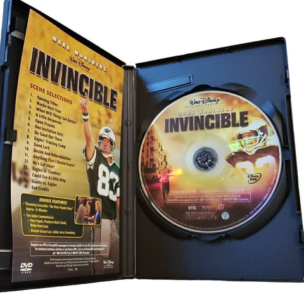 Invincible DVD - Disney - Picture 4 of 5